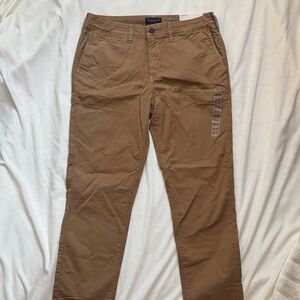 NWT American Eagle Outfitters Tan Chinos (slim fit)